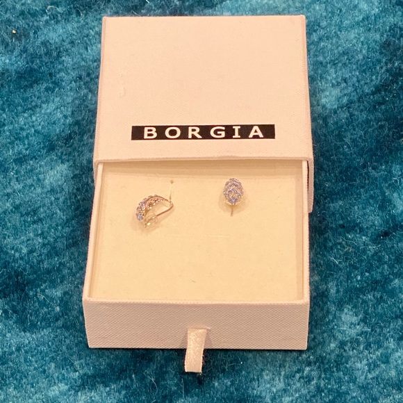 Borgia Earrings - Picture 4 of 4